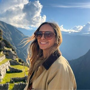 Meet your Posher, Daniela